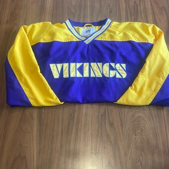 NFL Other - Vintage 90’s Minnesota Vikings pullover